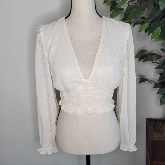 NEW Beige Swiss Dot Long Sleeve Crop Blouse - Picture 6 of 9